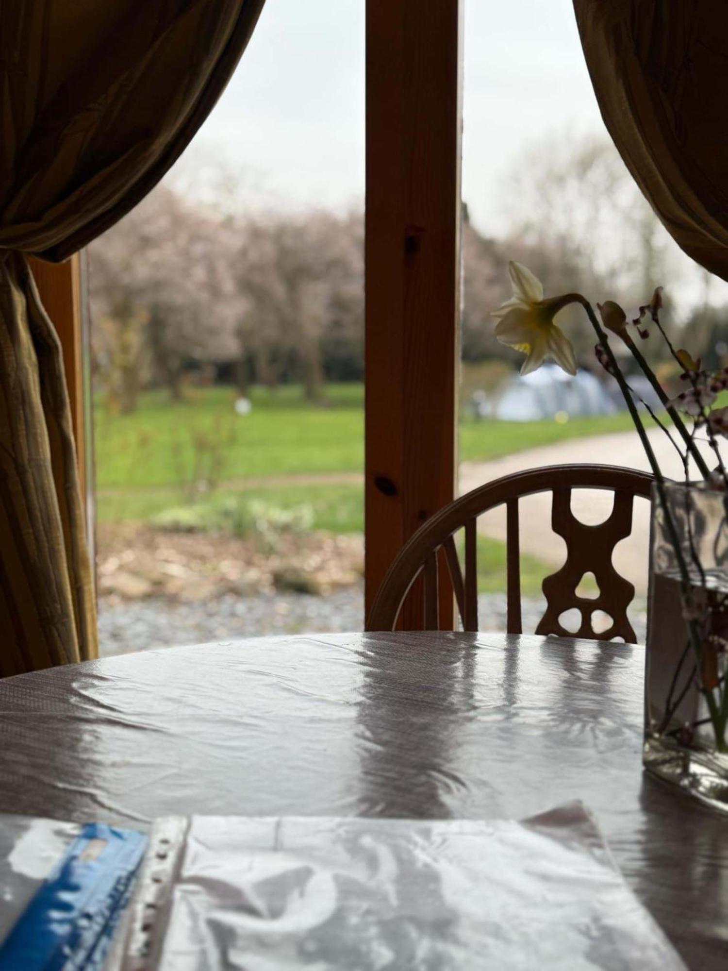 Impeccable 1-Bed House In Retford Close To A1 Esterno foto